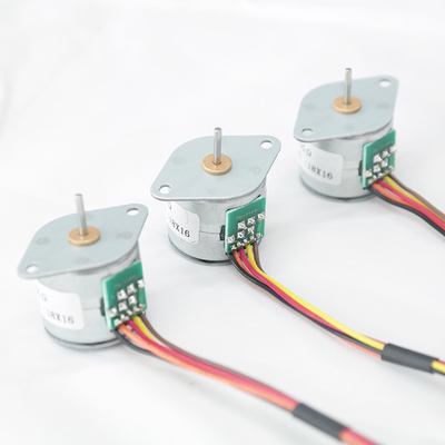 20BY45 12V 2 Fazlı Step Motor 18 Derece 3000rpm
